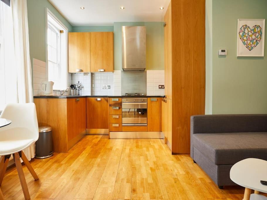 Apartment Central Лондон Экстерьер фото